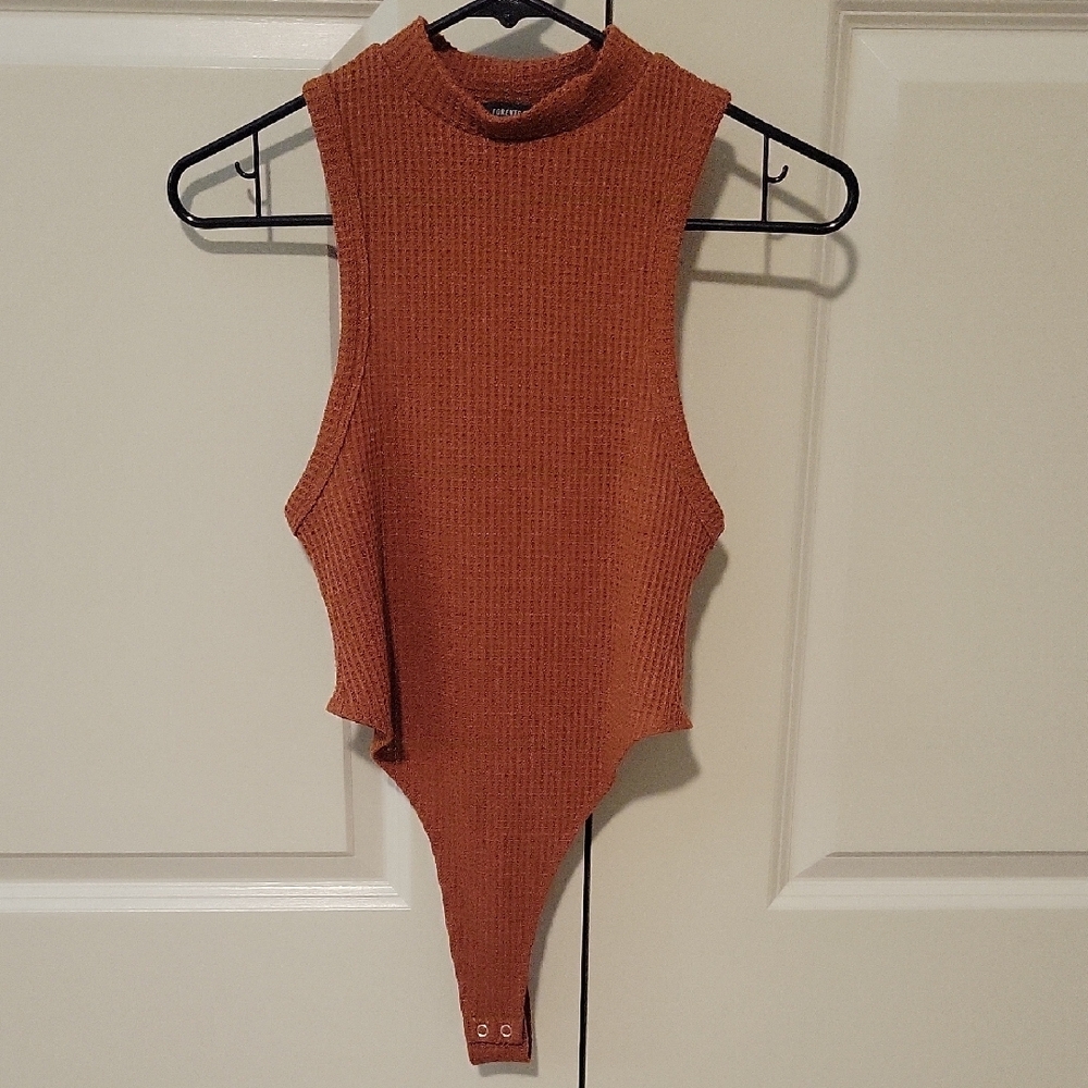 Chic Rust Ribbed Bodysuit